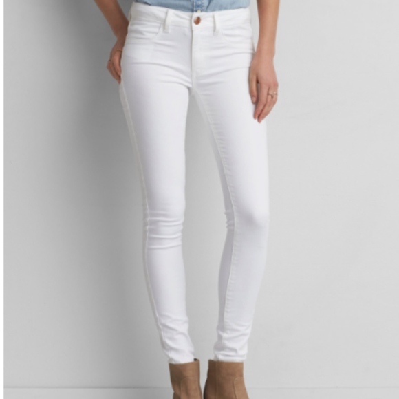 American Eagle Outfitters Denim - AEO GENTLY USED Denim X White Jegging